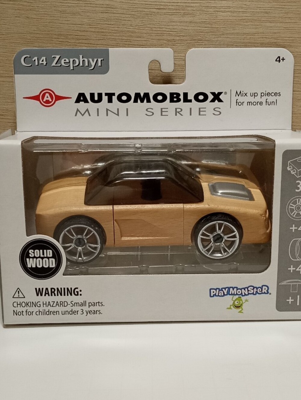 Automoblox Mini Series C14 Zephyr Wood Car 2018 Beige/Black/Silver Ages 4+